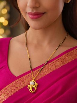 Digital Dress Room - White Gold Plated Ganpati Pendant Short Mangalsutra