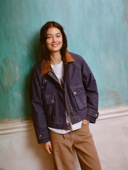 American Eagle - Women Medium Indigo Wash Cropped Utility Jacket