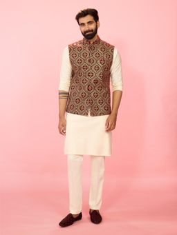 Vastramay - Maroon Embroidered Mandarin Neck Jacket Kurta With Pyjama