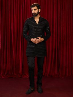 Vastramay - Black Embroidered Mandarin Neck Kurta With Pyjama