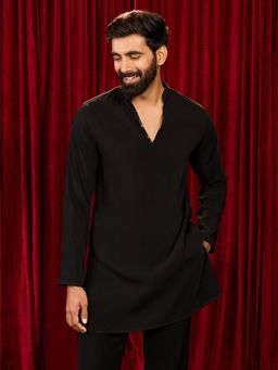 Vastramay - Black Solid/Plain Mandarin Neck Kurta