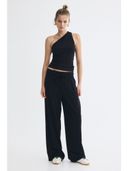 Black color option, Currently selected