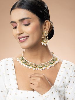 Niscka - Pearl and Kundan Floral Necklace and Earrings Set