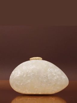 BE CHIC - Ice Shell Acrylic Clutch With Sling
