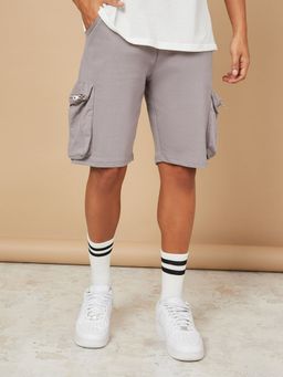 Styli - Solid Oversized Shorts With Cargo Pocket Detail