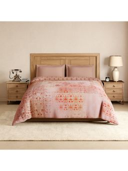 SPACES - Paper Mache 100% Cotton Ornate Print Double Quilt - Light Pink