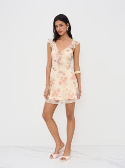 Cider - Lace Sweetheart Neckline Floral Bowknot Lettuce Trim Mini Dress