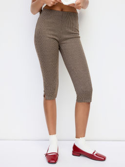 Cider - Houndstooth Mid Rise Capri Leggings