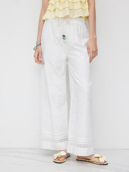 Cider - Cotton-blend Mid Rise Broderie Anglaise Knotted Beaded Straight Leg Trousers