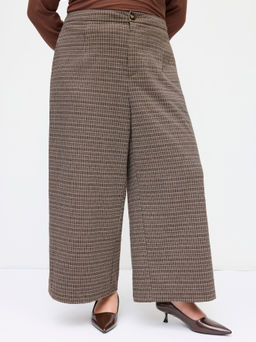 Cider - Stretchy Plaid Mid Rise Straight Leg Trousers Curve & Plus