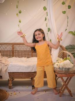 Polka Tots - Cotton Sleeveless Bandhani Print Kurti With Pant-Yellow
