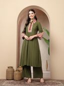 Olive color option, Currently selected