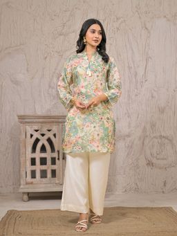 Zari Jaipur - Women Green Silk Blend Floral Kurta with Pant