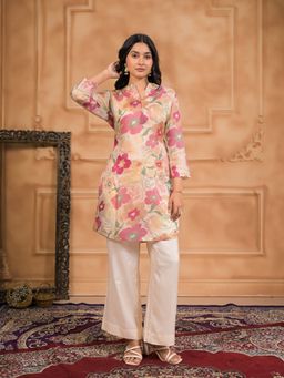 Zari Jaipur - Women Cream Silk Blend Floral Kurta with Pant