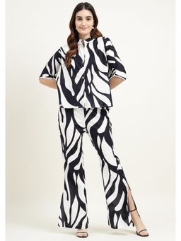 Zari Jaipur - Women White Cotton Abstract Co-Ord Set