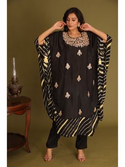 Zari Jaipur - Women Black Silk Embroidered Kaftan Kurta with Pant