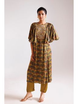 Zari Jaipur - Women Green Silk Embroidered Kurta with Pant