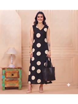 Aayusika - Black Liva Polka Dots Midi Midi Dress
