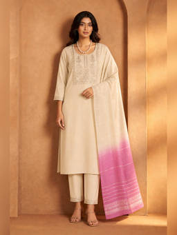 Seerat - Cream Chanderi Embroidered Kurta Pant with Dupatta