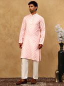 Pink color option, Currently selected