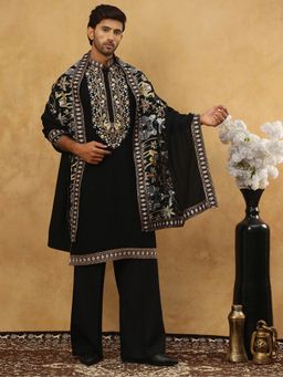 Jompers - Men Embroidered Black Cotton Blend Kurta With Pyjama And Dupatta
