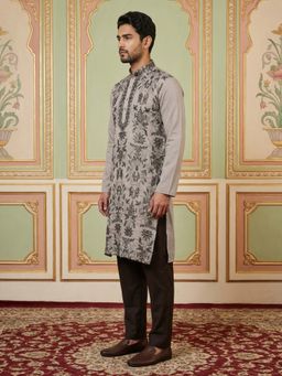 Jompers - Men Embroidered and Sequins Kurta With Pyjama