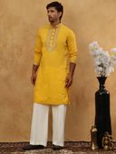 Yellow color option, Currently selected