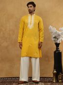 Mustard color option, Currently selected