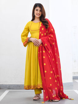 Urbanstree - Nimeesha Suit Set (Set of 3)