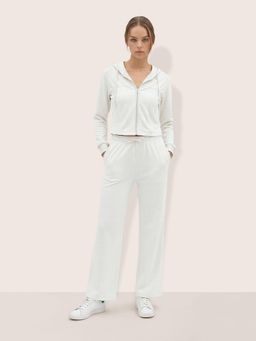 Freehand - Women White Fitted Solid C0-0Rd Set