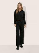 Black color option, Currently selected