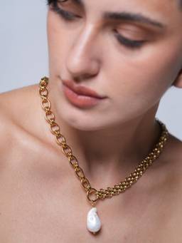 CAO JEWELLERY - Chunky Chain Pearl Pendant Necklace