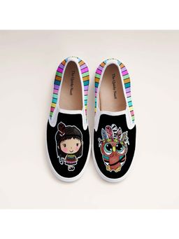 The Quirky Naari - Owlsome Slipon - Black