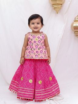 BownBee - Infants Girls Baby Pink Pure Cotton Lion Printed Lehenga with Choli