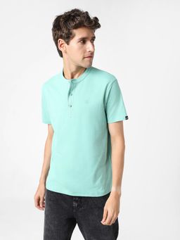 Urbano Fashion - Mens Turquoise Solid Hanley Neck Slim Fit Half Sleeve Cotton T-Shirt