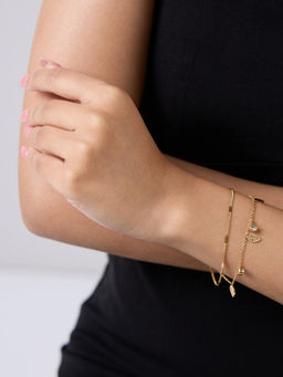 Twenty Dresses by Nykaa Fashion - Gold Layered Diamante and Leaf Charm Bracelet