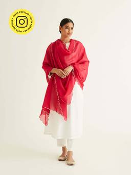 Ancestry - Laal Dupatta