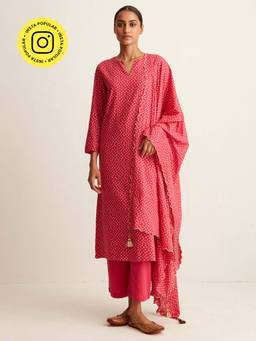 Ancestry - Bandhani Printed Pink Dupatta