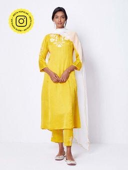 Ancestry - Yellow Embellished Suit (Set of 3)