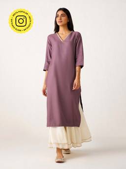 Ancestry - Zarin V Neck Kurta