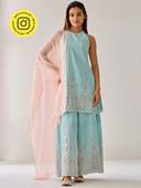 Peach color option, Sold out, Currently selected