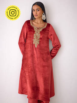 Ancestry - Masakkali Red Velvet Kurta