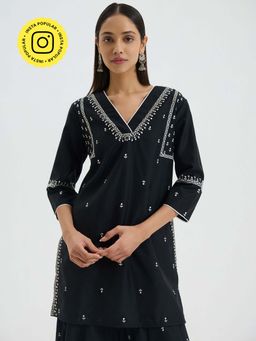 Ancestry - Black Embroidered Kurta