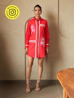House of Fett - Kiku Floral Embroidered Lace Shirt Dress