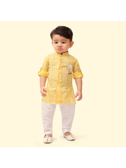 ETHNIKS NEURON - Boys Yellow Printed Cotton Long Sleeves Kurta with Pyjama (Set of 2)