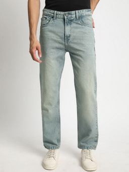 Bene Kleed - Men Blue Relaxed Fit Light Fade Tinted Jeans
