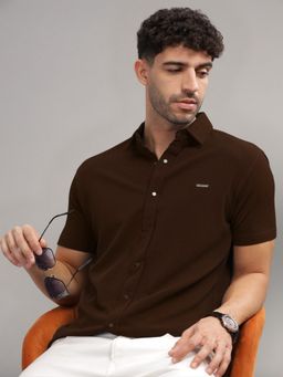Parcel Yard - Men Brown Self Design Collar Neck Shirt