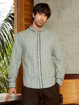 CAHOOT - Men Light Pistachio Striped-Jacquard Mandarin Shirt
