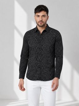 Oxolloxo - Men Black Printed Collared Long Sleeve Shirt