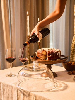 Amaara Home - Shibui Wooden Cake Stand With Glass Cloche